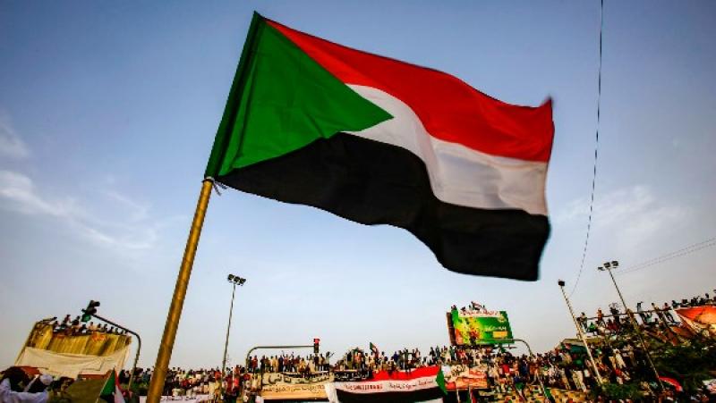 خط أحمر