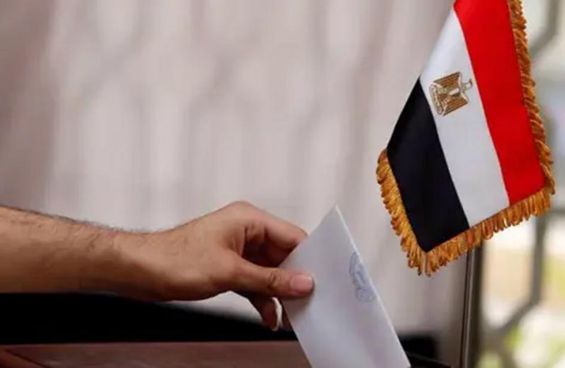 خط أحمر