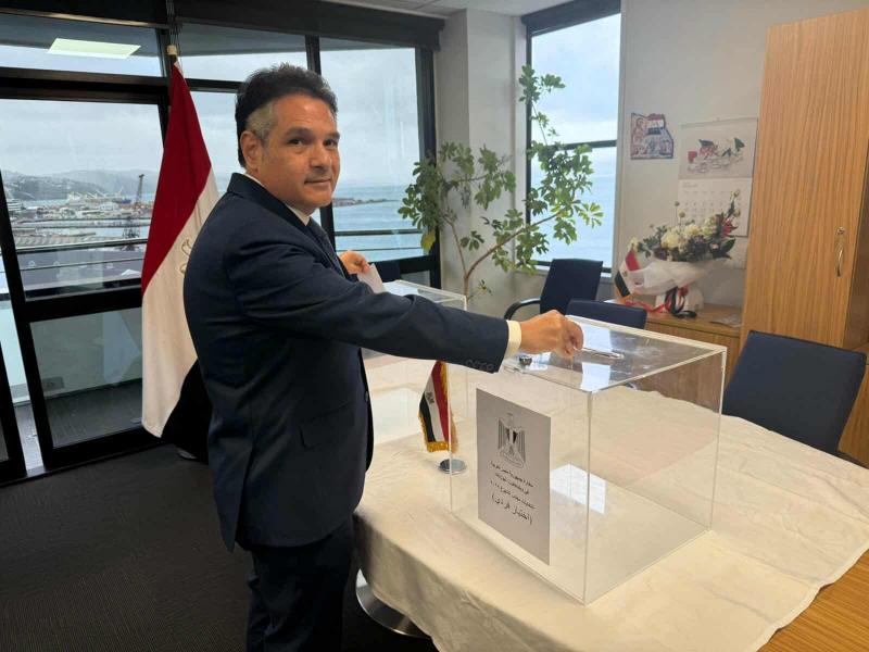خط أحمر