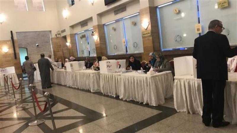 سفير مصر بالرياض: اتخذنا حزمة من الإجراءات اللوجستية من أجل راحة الناخبين من أبناء الجالية
