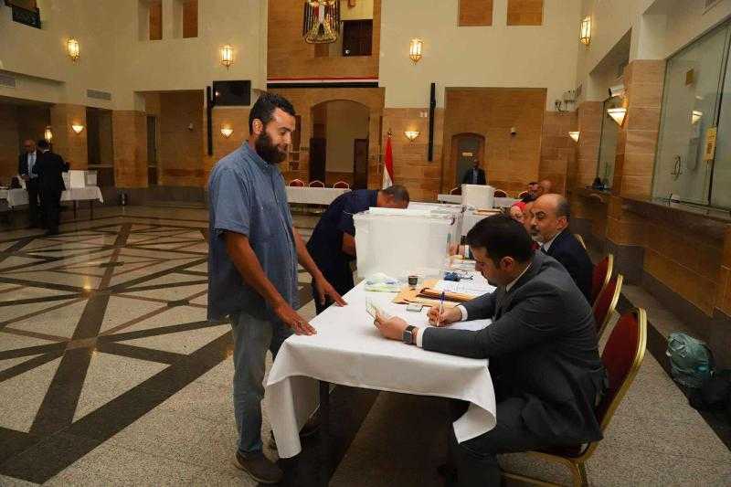 البعثات المصرية بالسعودية تؤكد اكتمال استعداداتها لاستقبال الناخبين.. صور