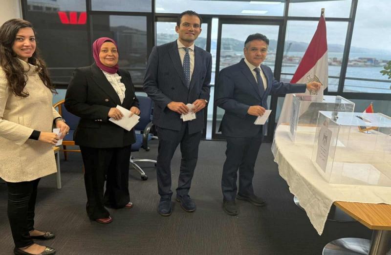 خط أحمر