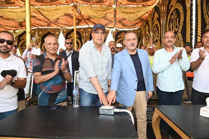 وزير الري يشهد بدء إجراءات إزالة السد المؤقت ومرور المياه من خلال بوابات قنطرة حجز الإبراهيمية