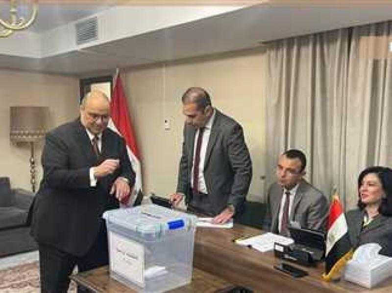 انتهاء التصويت بانتخابات مجلس الشيوخ في سفارة مصر بأستراليا