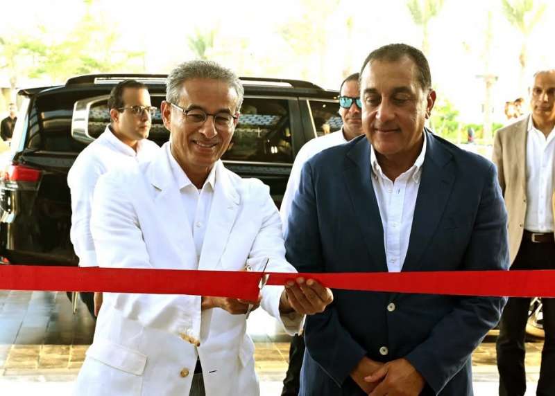 خط أحمر