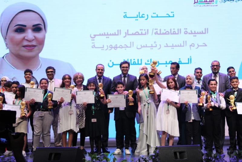 وزير الثقافة يُكرم الفائزين بجائزة الدولة للمبدع الصغير ٢٠٢٥م