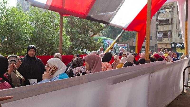 انسيابية في حركة دخول الناخبين اللجان الانتخابية بالقاهرة