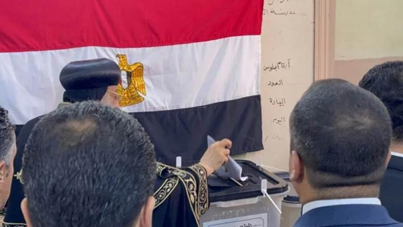 خط أحمر