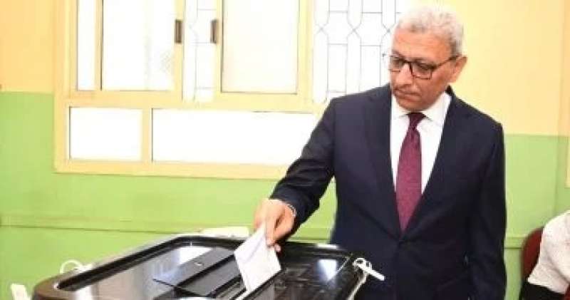 خط أحمر