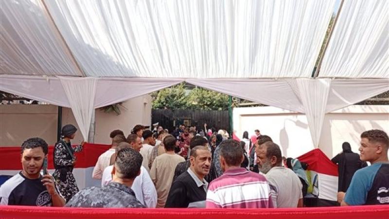خط أحمر