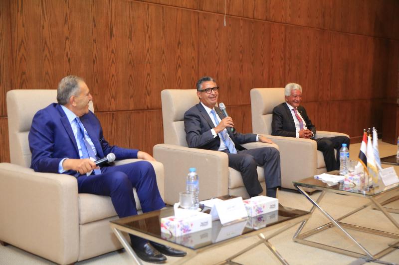 وزير التموين يلتقي قيادات الاتحاد العام للغرف التجارية لضبط الأسواق وتخفيض الأسعار
