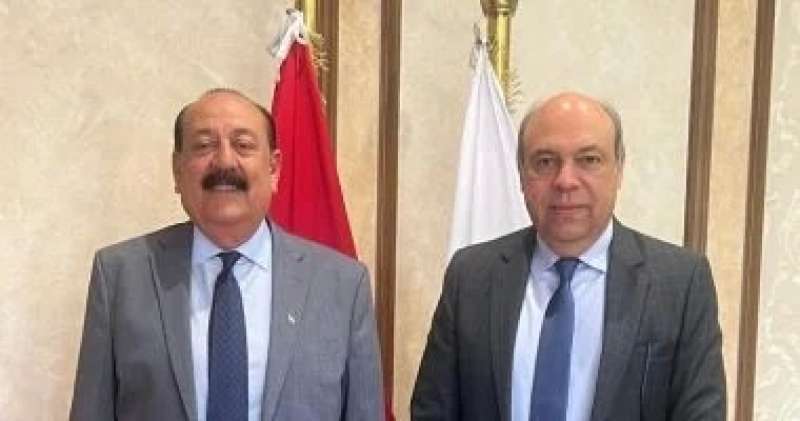 خط أحمر