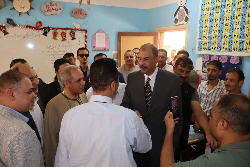 خط أحمر