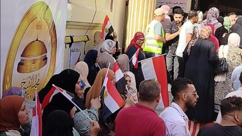 خط أحمر
