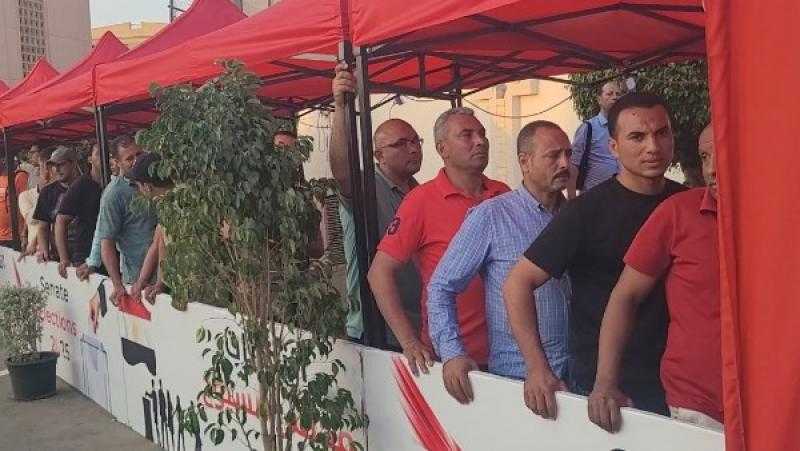 انتظام طوابير الناخبين أمام لجان مدينة الرحاب في انتخابات مجلس الشيوخ 2025