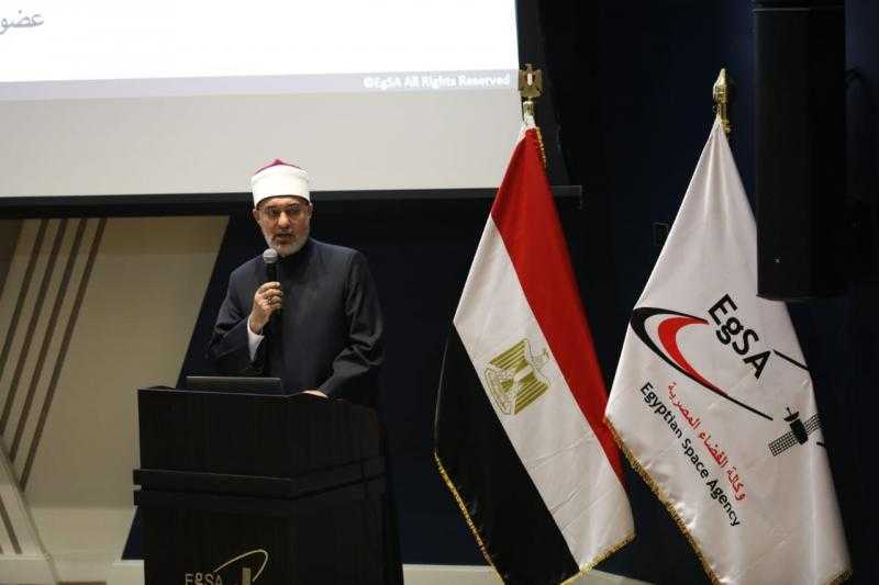 المفتي: تطبيق أحكام الأرض على رواد الفضاء دون مراعاة الواقع إخلال بمقاصد الشريعة