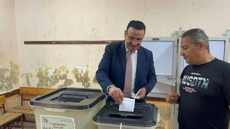 خط أحمر