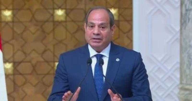 الرئيس السيسي: أكثر من 5 آلاف شاحنة مساعدات في الأراضي المصرية مستعدة للدخول إلى غزة
