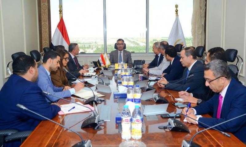 الدكتور شريف فاروق يصدر قرارًا ببدء الأوكازيون الصيفي اعتبارًا من ٤ أغسطس ويستمر لمدة شهر
