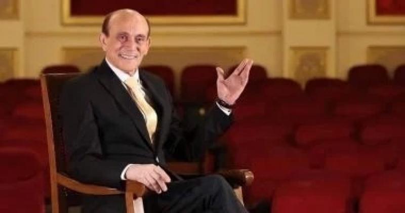 أشرف زكي: تحسن حالة محمد صبحي ومن المتوقع خروجه صباح غد