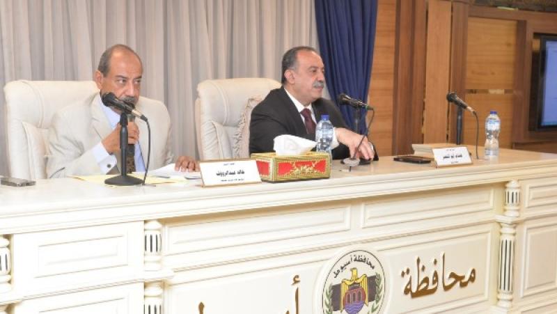 خط أحمر