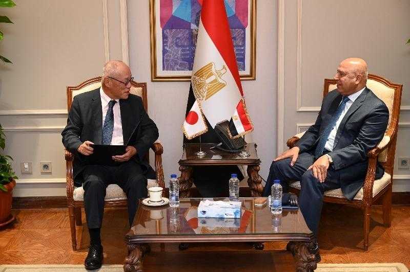 وصول أول قطار من المرحلة الأولى للخط الرابع للمترو