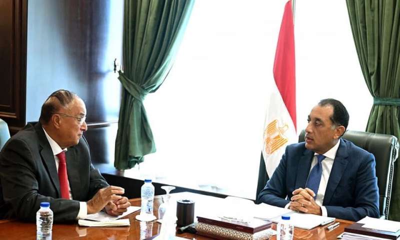 خط أحمر