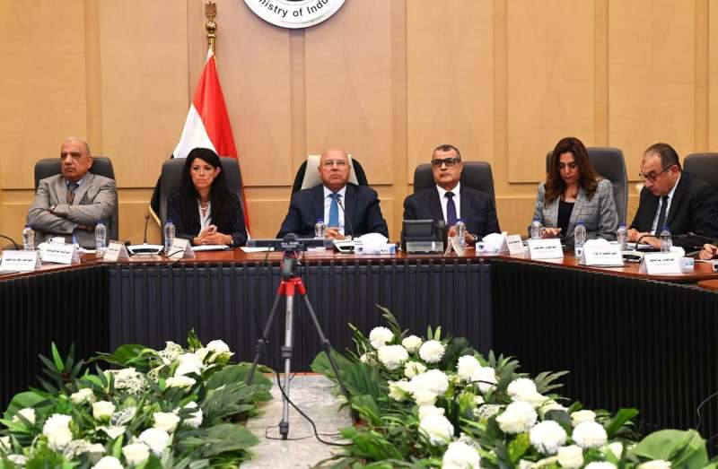 خط أحمر