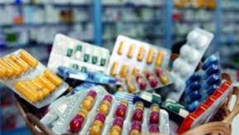 رئيس لجنة الدواء بنقابة الصيادلة: بعض شركات التوزيع لم تسحب الأدوية منتهية الصلاحية من الصيدليات