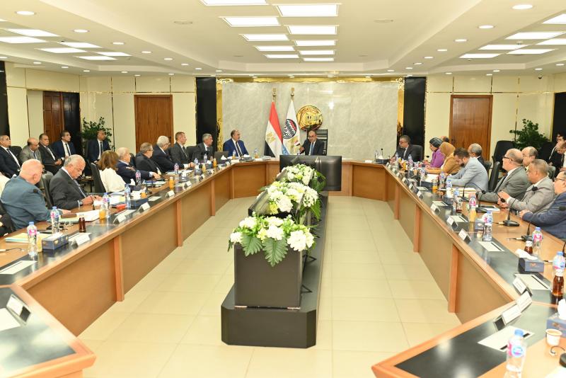 خط أحمر
