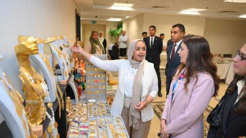 التضامن الاجتماعي تفتتح فعاليات معرض ديارنا للحرف اليدوية والتراثية