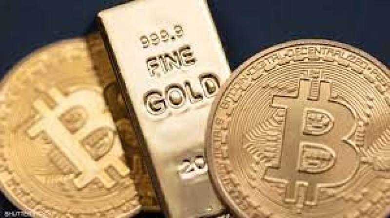 سعر ”بيتكوين” يبلغ مستوى قياسيا جديدا يتجاوز 124 ألف دولار