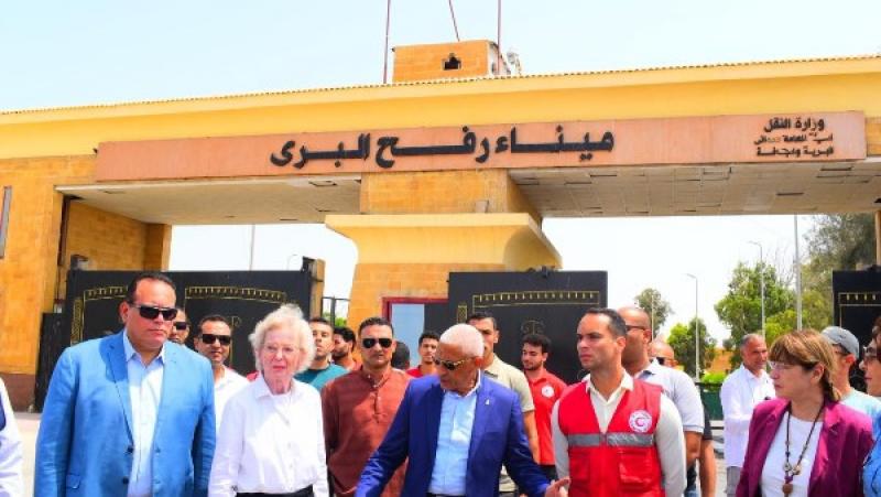 خط أحمر