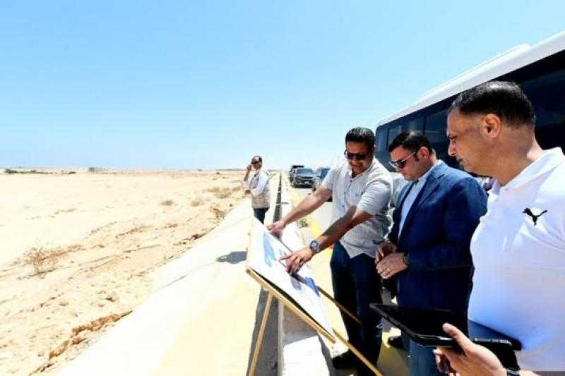 وزير الإسكان يتفقد مشروعات المرحلة العاجلة للأراضي البديلة بمنطقة ”شمس الحكمة”