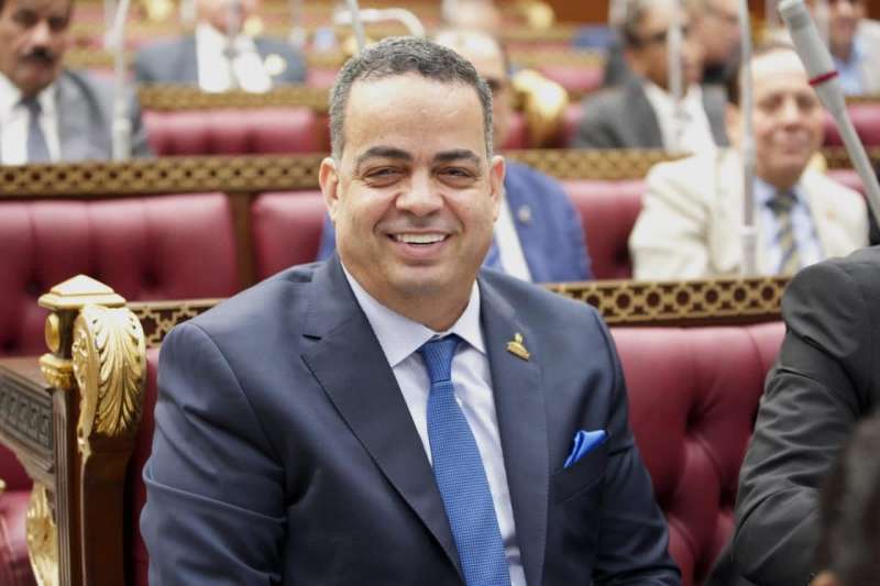 خط أحمر