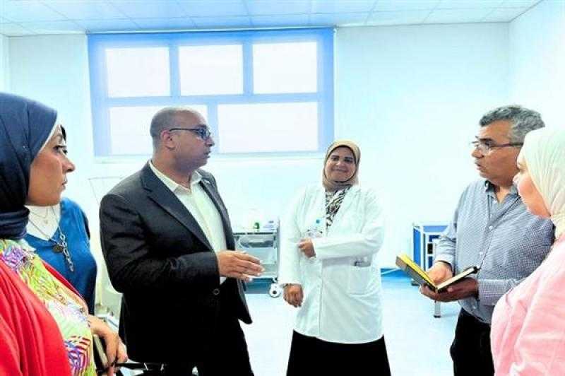 مساعد وزير الصحة للمشروعات القومية يتفقد المنشآت الطبية بالإسكندرية
