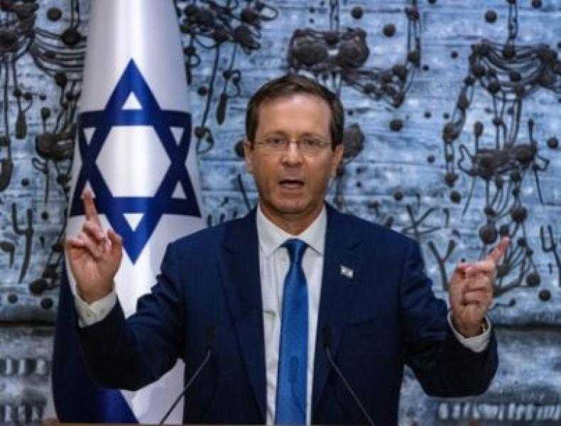 الرئيس الإسرائيلي يطالب العالم بالعمل على إعادة المحتجزين والتوقف عن النفاق