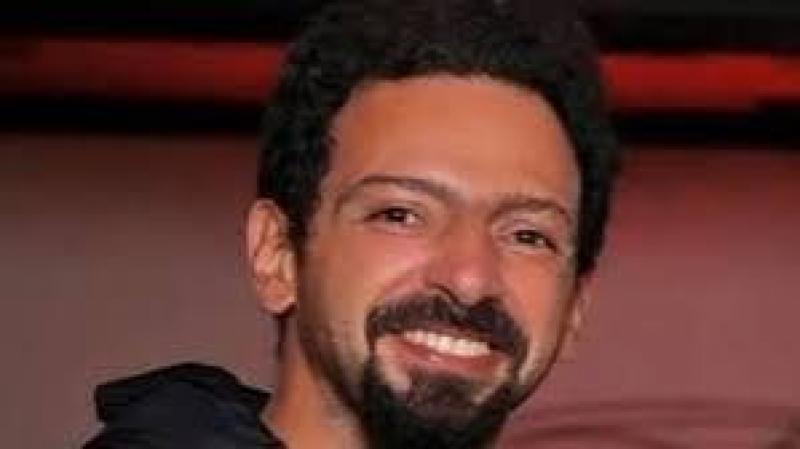 الأب سند.. تيمور تيمور ضحى بحياته من أجل حياة ابنه