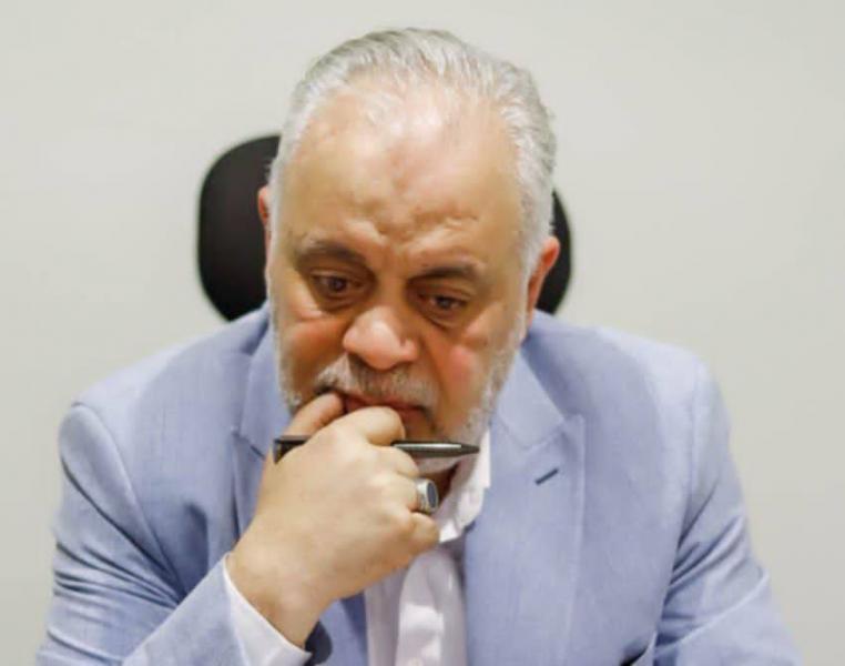خط أحمر