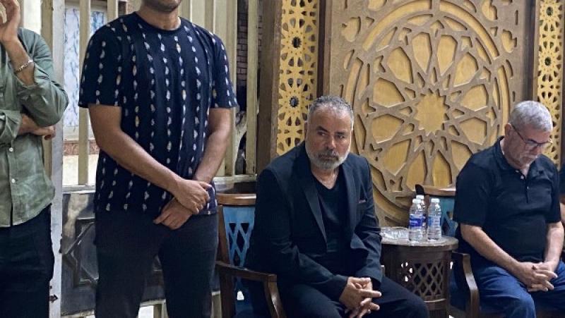 خط أحمر