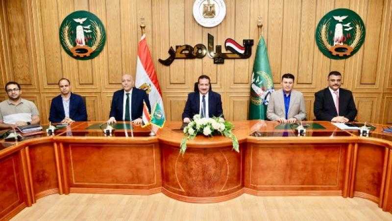 محافظ المنوفية يوجه بالإسراع في تنفيذ الخطة الاستثمارية وخدمة المواطنين