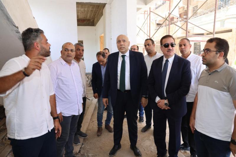 خط أحمر
