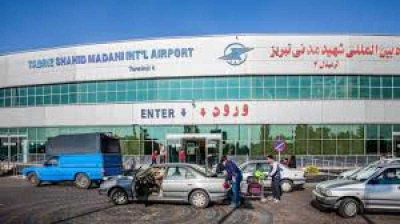 حريق قرب مطار تبريز في إيران.. ودخان كثيف يغطي المكان