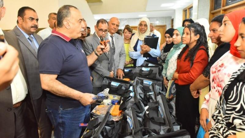 خط أحمر