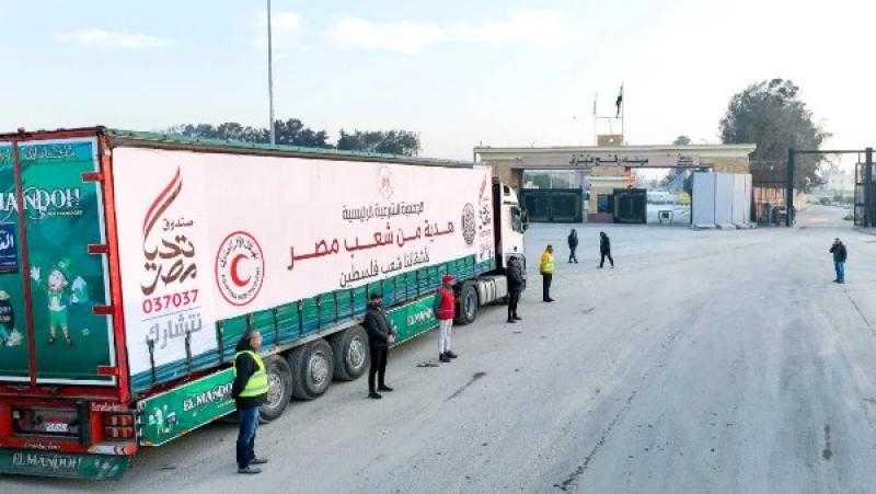 مراسل القاهرة الإخبارية: 4 أفواج مساعدات مصرية تتجه إلى غزة عبر معبر رفح