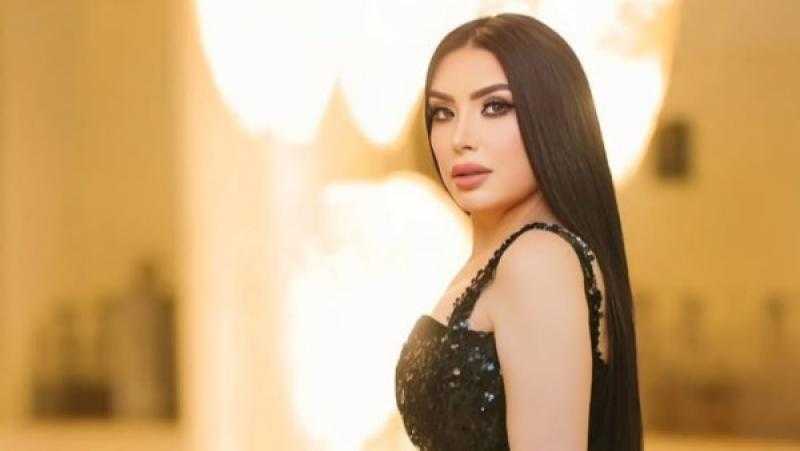 عبير صبري تخطف الأنظار بإطلالة كاجوال أنيقة