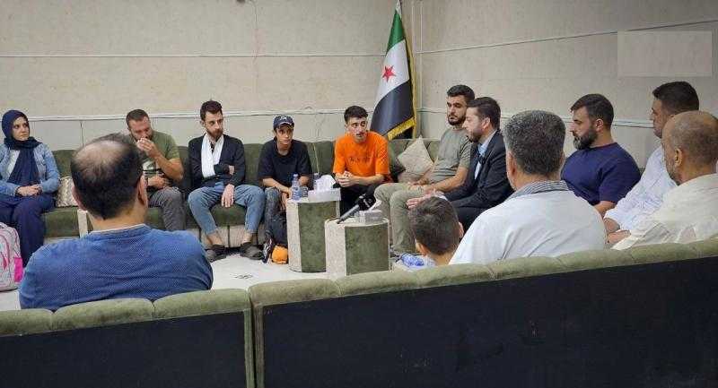 قوى الأمن في السويداء تحرر عددا من المدنيين المخطوفين وتسلمهم لذويهم