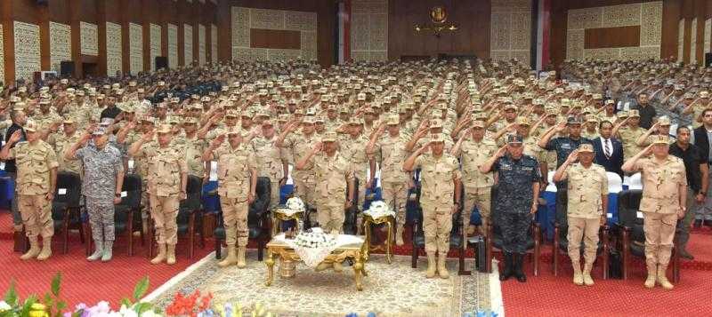 وزير الدفاع: الحفاظ على الاستعداد القتالى العالى لمواجهة كل التحديات الضمان الحقيقى لأمن واستقرار الوطن