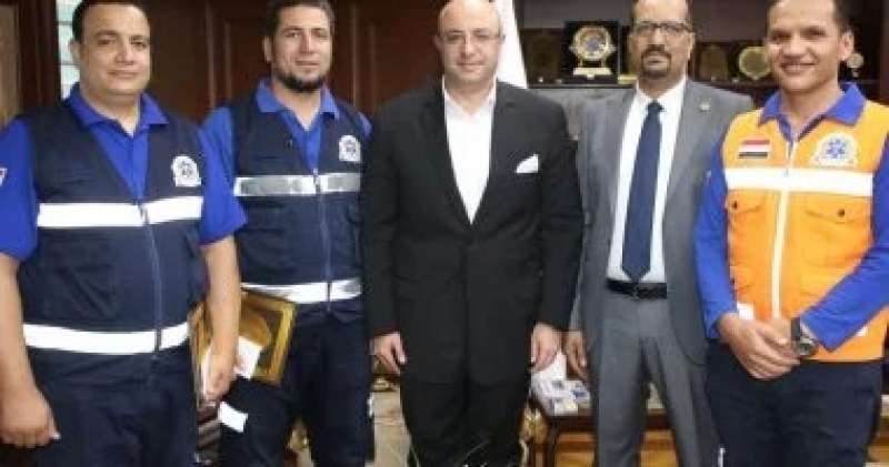 خط أحمر