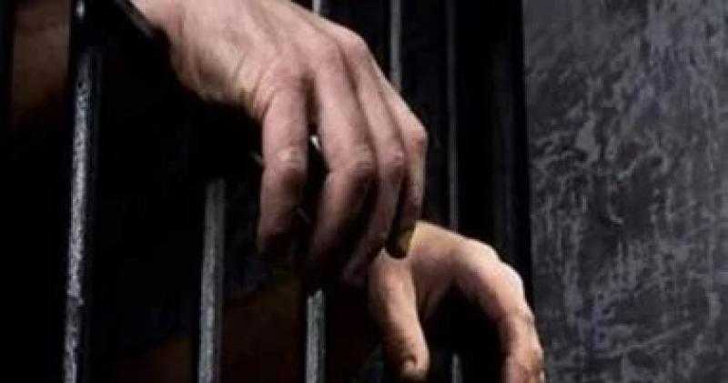 ضبط شاب استدرج طفلة 8 سنوات بعصير به مخدر واعتدى عليها في العاشر من رمضان